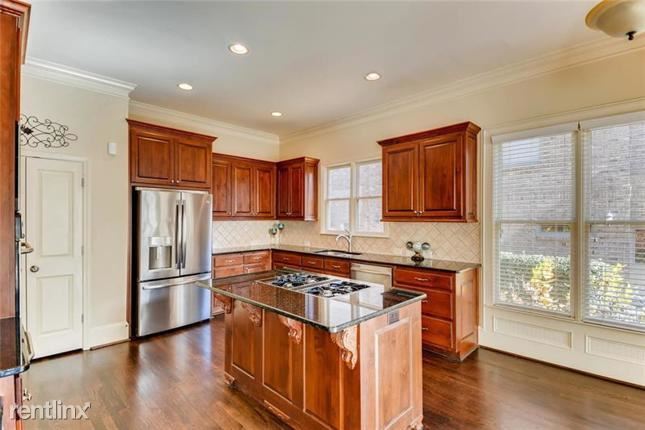 Building Photo - 5 br, 4 bath House - 1073 Lakebend Drive