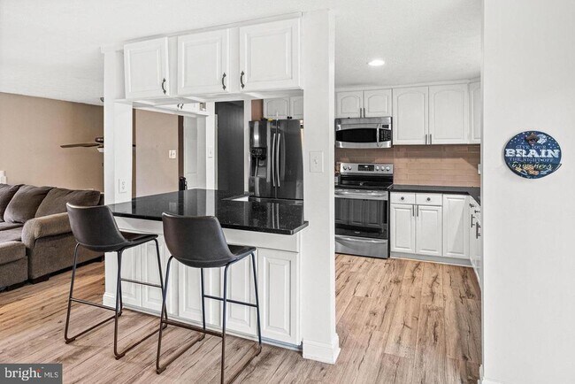 Building Photo - 1005 Aquia Dr