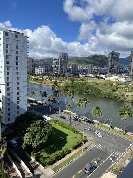 Building Photo - 445 Seaside Ave