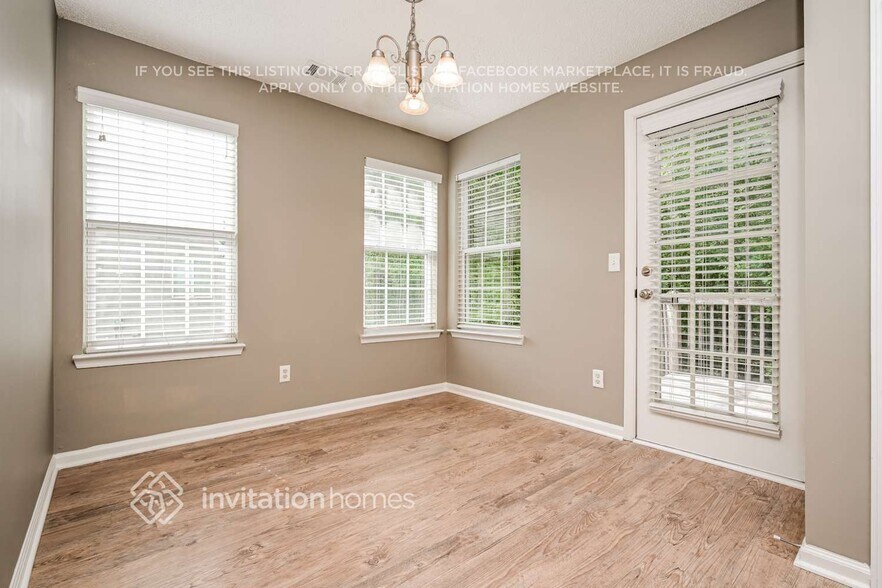 Building Photo - 3048 Pale Moon Pl