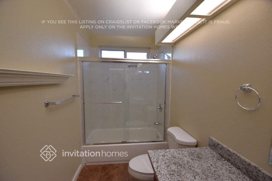 Building Photo - 937 N Regatta Dr