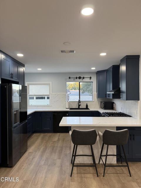 Building Photo - 1075 Chevron Ct