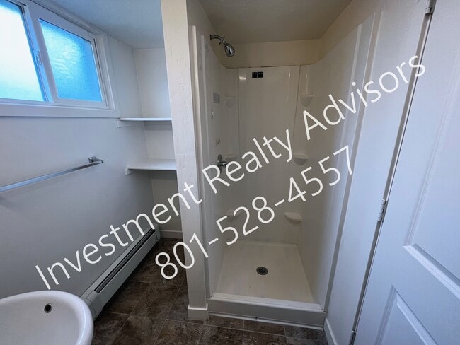 Building Photo - 795 Jepson Ave