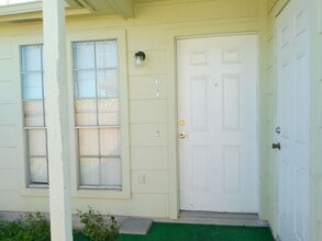 Building Photo - 7202 Mansions Dr