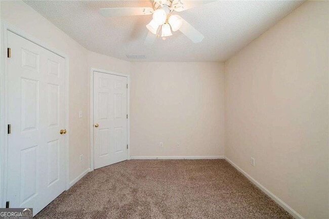 Building Photo - 3495 Ridgefair Dr