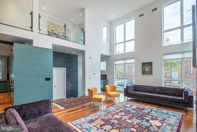 Building Photo - 815 S 20th St