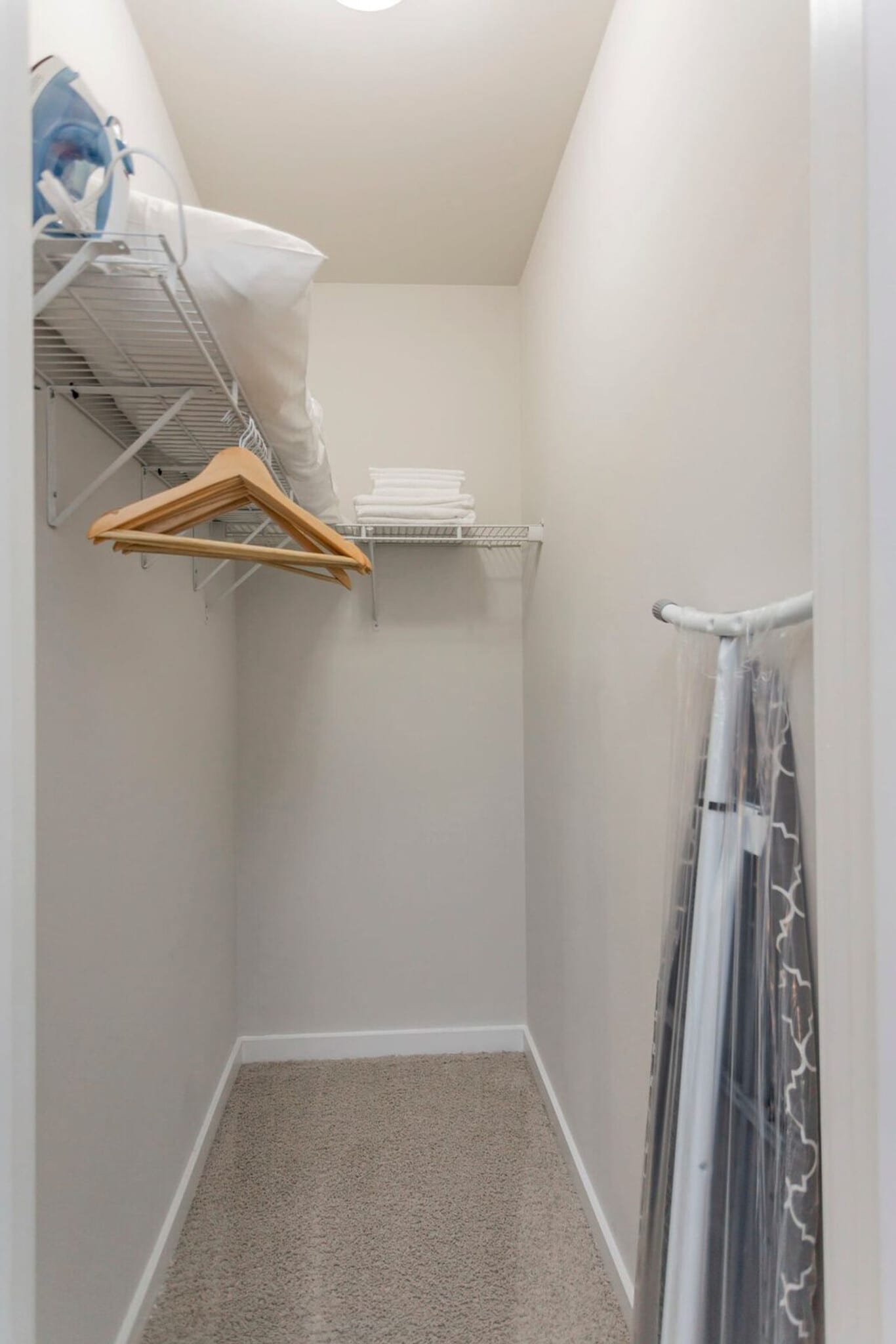 Building Photo - 1016 18th Ave S