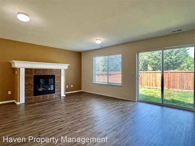 Building Photo - 4 br, 2.5 bath House - 12820 SE 225th Ct