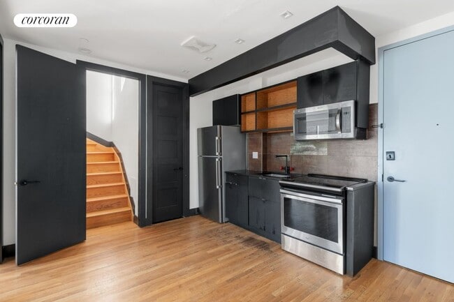 Building Photo - 568 Lafayette Ave