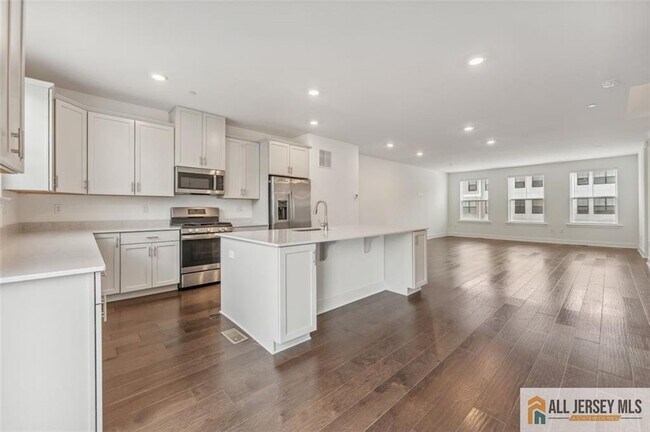 Building Photo - 46 Mariveles Wy