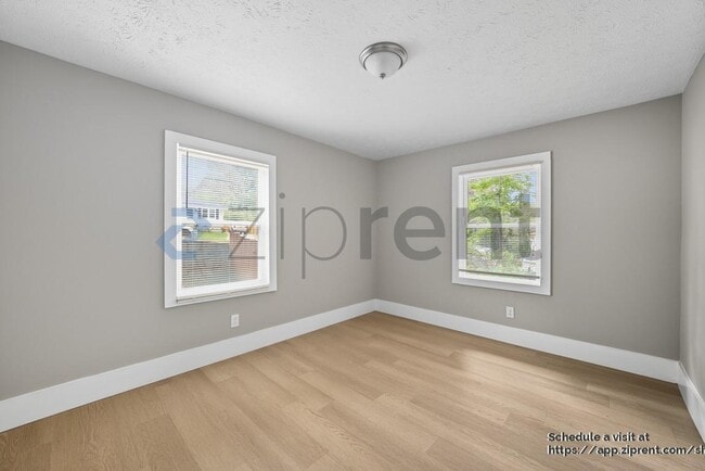 Building Photo - 721 Ford Pl
