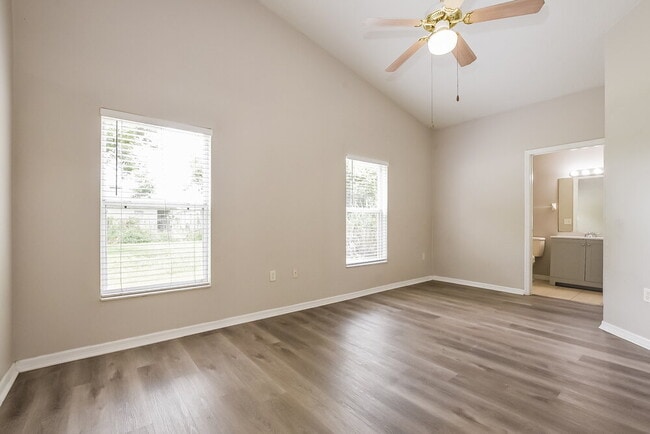Building Photo - 4539 Cypress St
