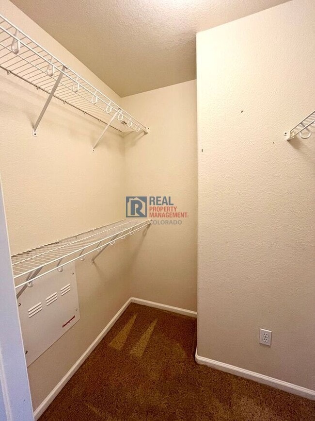 Building Photo - 2575 Shannara Grove