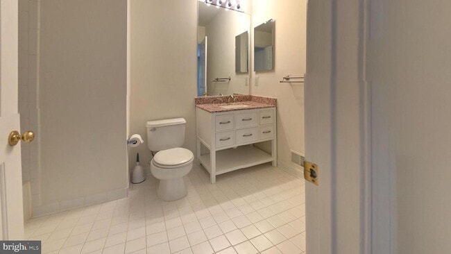 Building Photo - 2538 Briar Ridge Ln