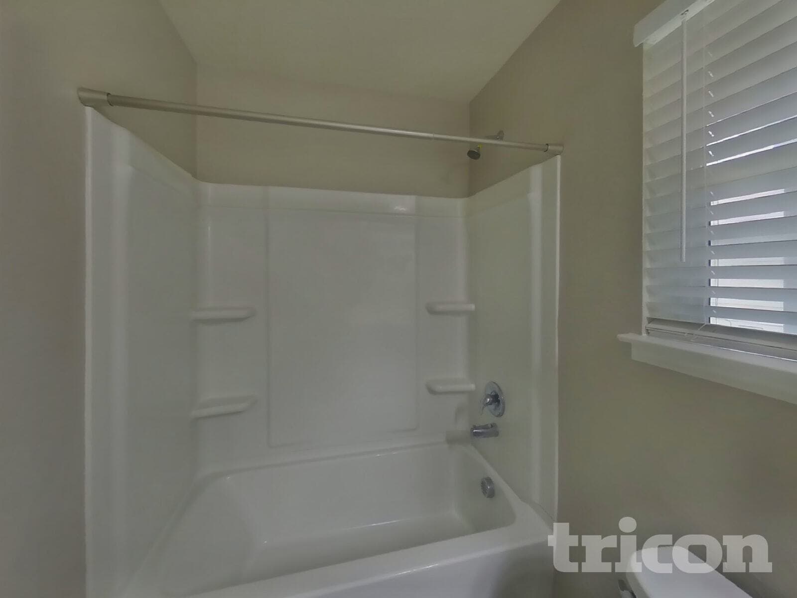 Building Photo - 15307 Delta Pt