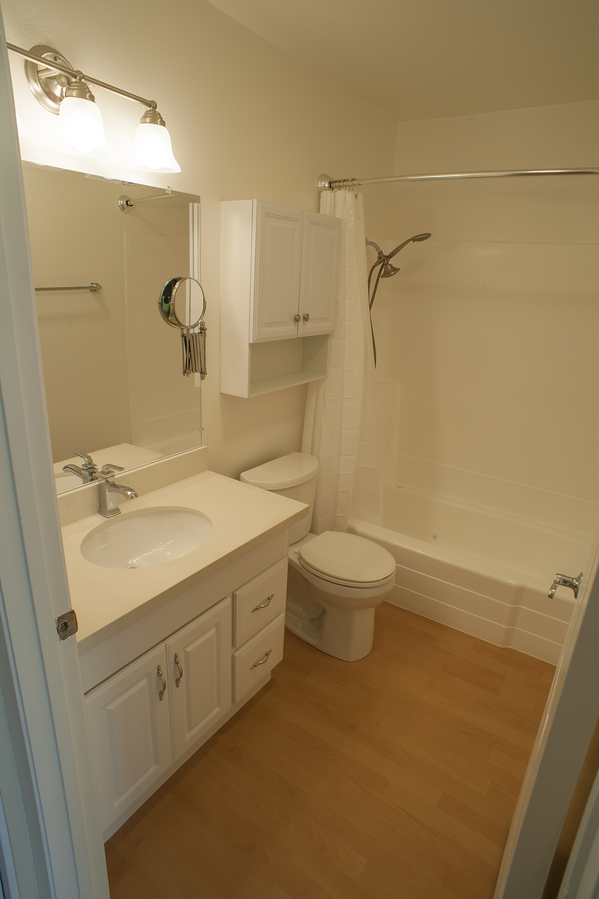 Bathroom with new cabinets. - 426 Orange Blossom