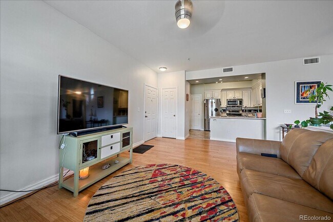 Building Photo - Lovely 2 Bed 2 Bathroom Condo in Parker