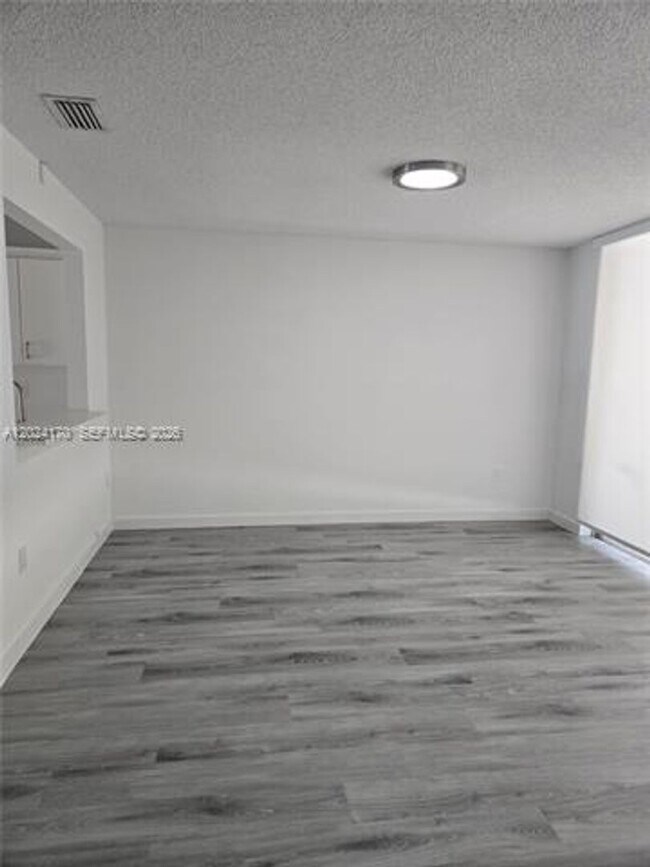 Building Photo - 9835 NW 43rd Terrace