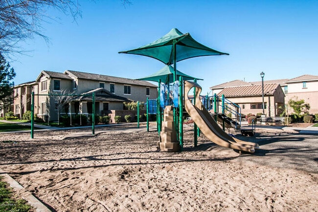 Building Photo - This home has everything that you are looking for!