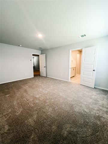 Building Photo - 529 Meadow Run Dr