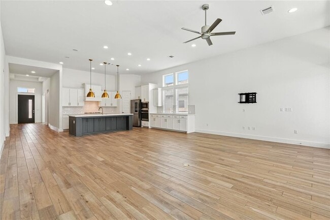 Building Photo - 7608 Boyd Hvn Dr