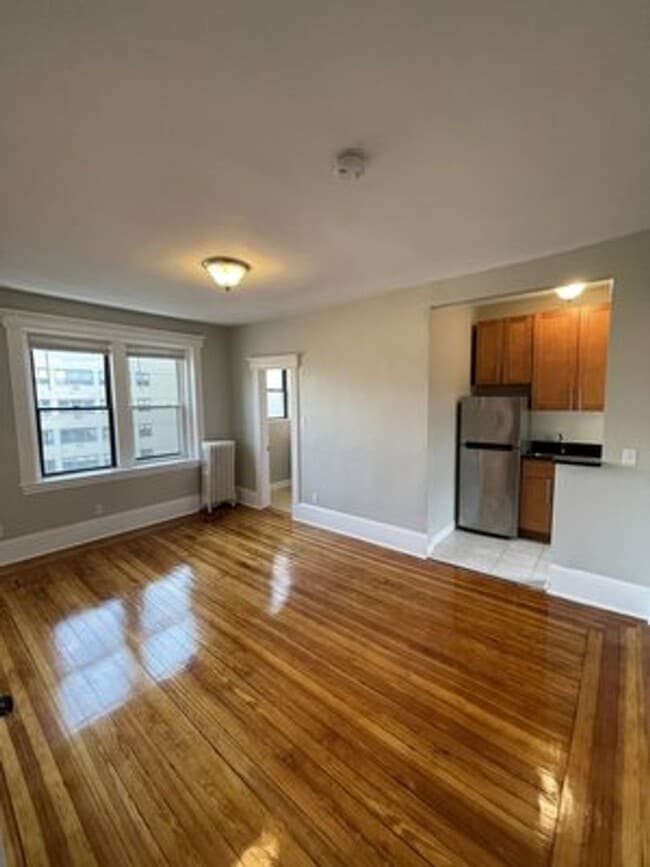 Building Photo - Fenway - Studio - 9/1 - NO FEE
