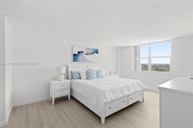 Building Photo - 2000 S Ocean Blvd