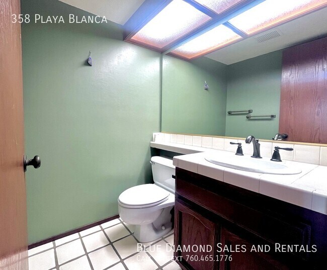 Building Photo - 358 Playa Blanca