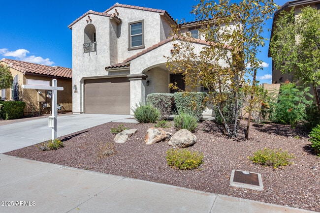 Building Photo - 9944 W Louise Dr
