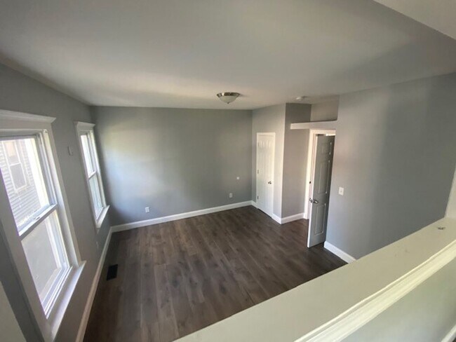 Building Photo - 53 Orlando St