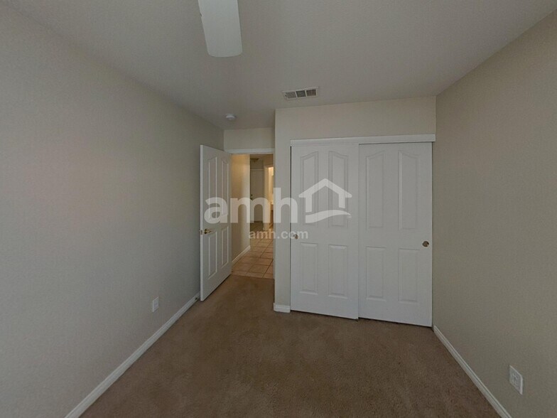 Building Photo - 2696 Pala Dura Dr