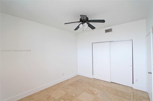 Building Photo - 888 Biscayne Blvd