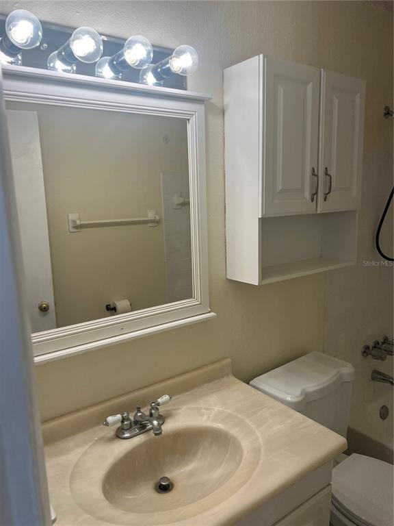 Building Photo - 4714 Cobia Dr SE