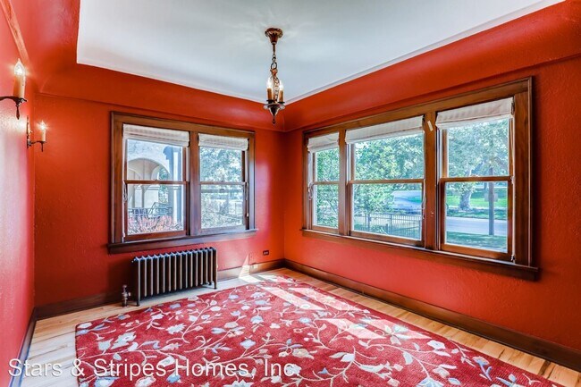 Building Photo - 3 br, 2 bath House - 1121 S. Downing Street