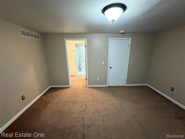 Building Photo - 37035 E Aragona Dr