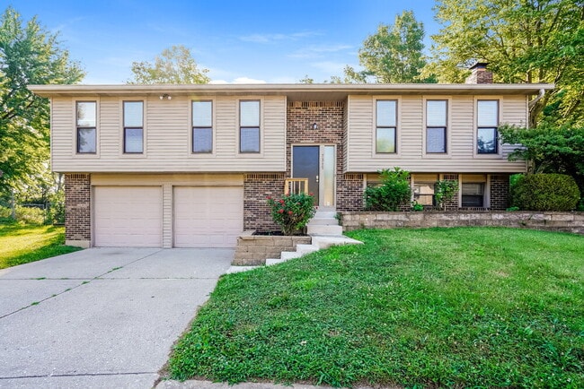 Building Photo - 7315 Chimney Rock Ct