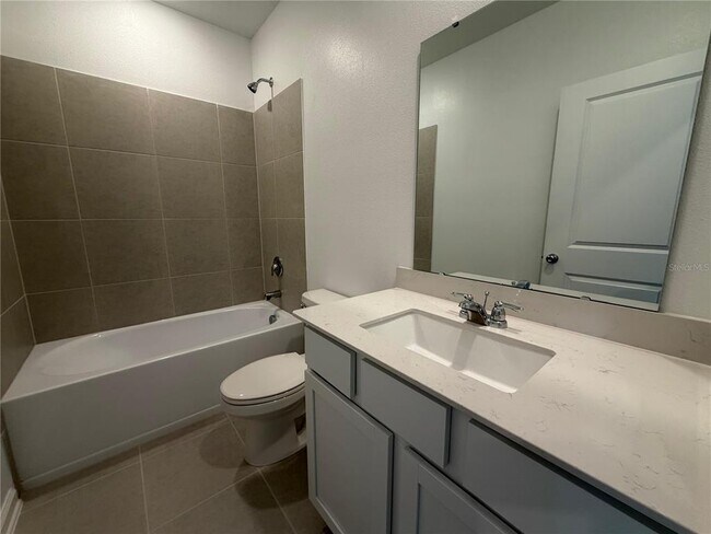 Building Photo - 2799 Skyline Lp