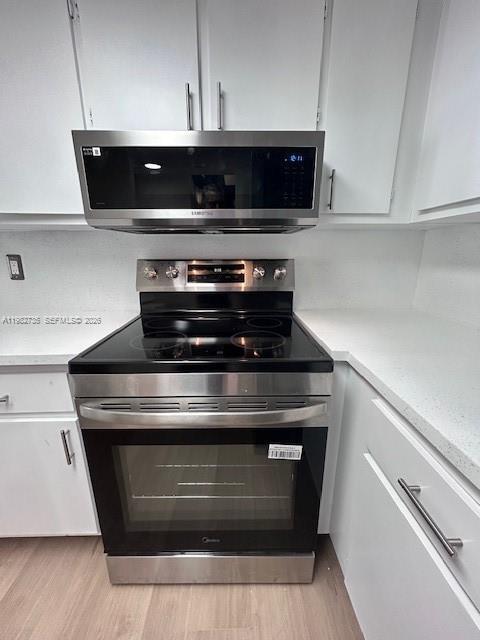 Building Photo - 1072 W 79th St