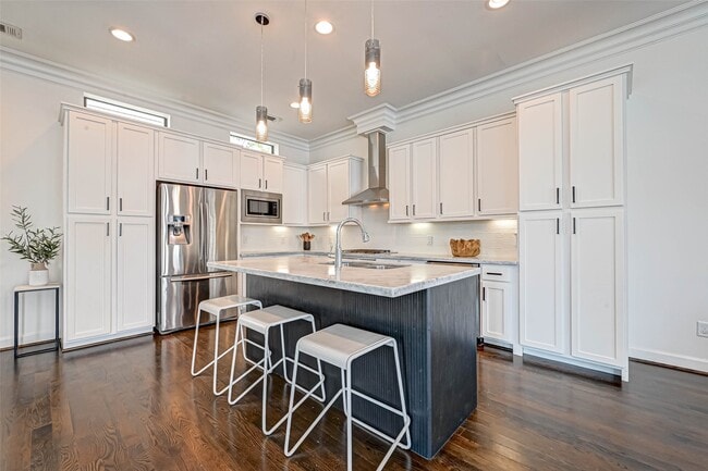 Building Photo - 2516 Bevis St