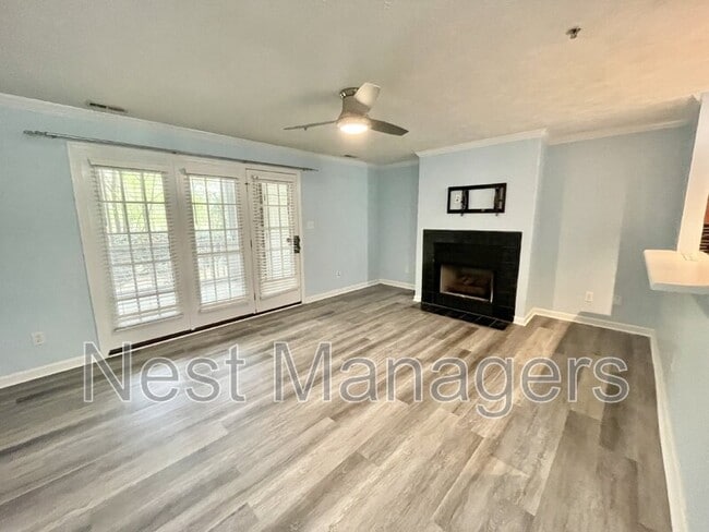 Building Photo - 350 Bubble Creek Ct