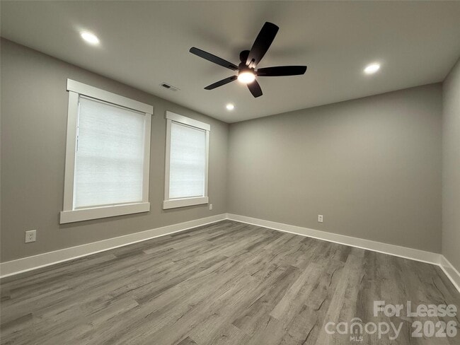 Building Photo - 20 Ridgecrest Ave