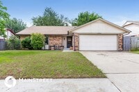 Building Photo - 1124 N Patterson Dr