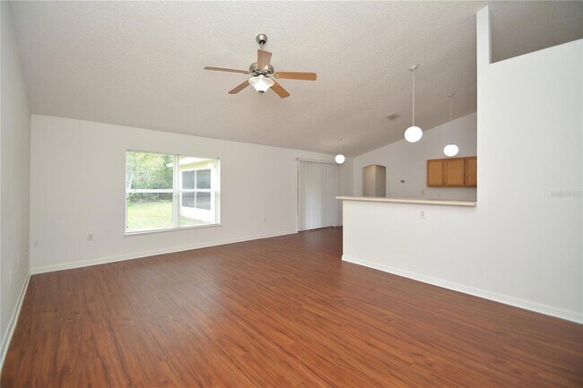 Building Photo - 36 Frenora Ln