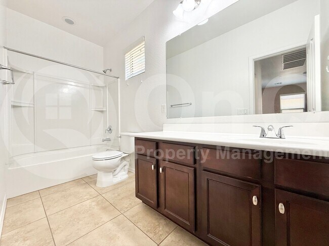 Building Photo - 9218 W Meadow Dr