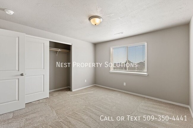 Building Photo - 4280 W Wood Ct