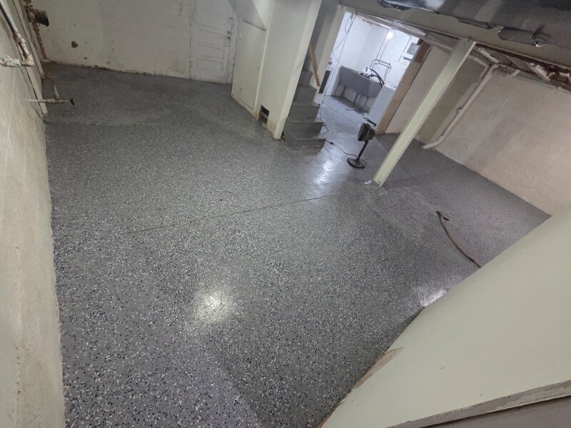 Building Photo - 429 N Laclede Station Rd