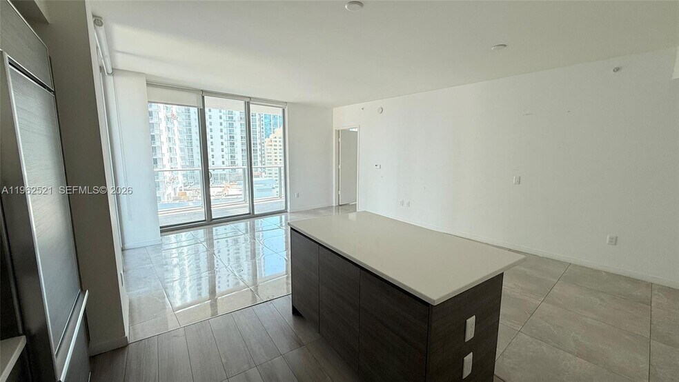 Building Photo - 1100 S Miami Ave