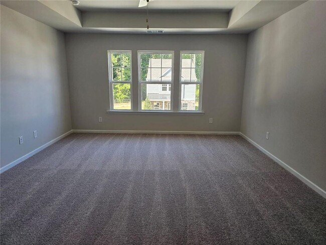 Building Photo - 135 Berry Dr