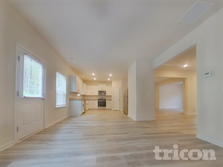 Building Photo - 443 Prescott Wy