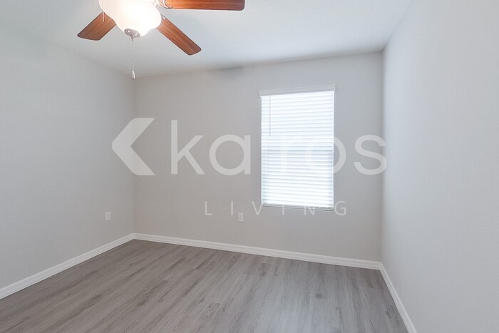 Building Photo - 8604 SW 44th Ct